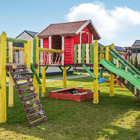 2 Bedroom In Appartamento Jezierzany