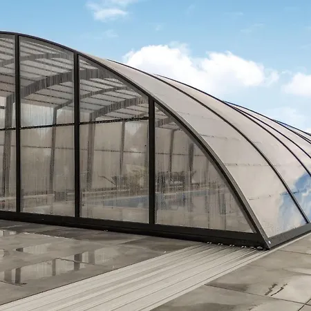 2 Bedroom In Jezierzany