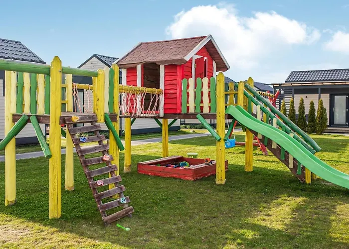 2 Bedroom In شقة Jezierzany